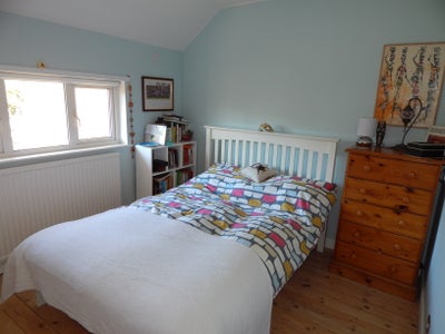 North Abingdon.Available from Monday to Friday On Main Photo