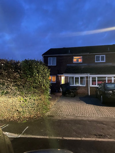 Live Out Landlord , Double Room ,Bills Incl Main Photo