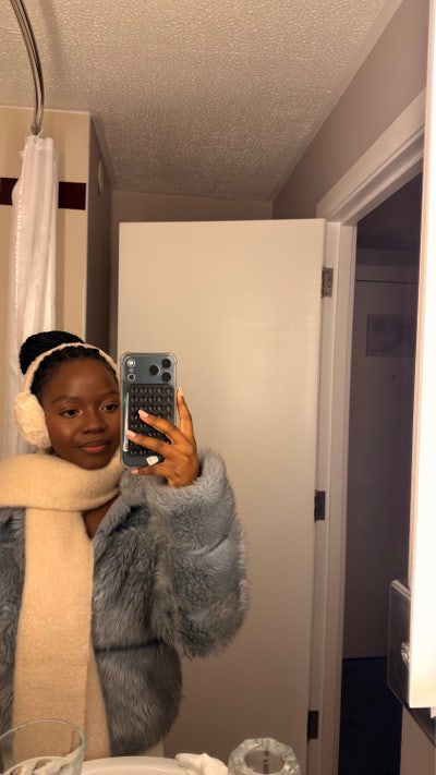 Professional Female seeks a double room Main Photo