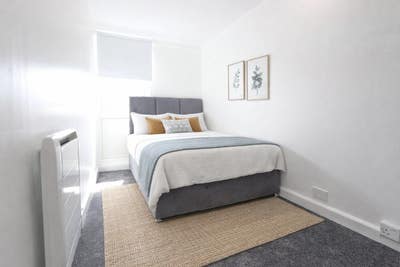 2 Amazing Rooms- Great Flat in Prime Area Main Photo