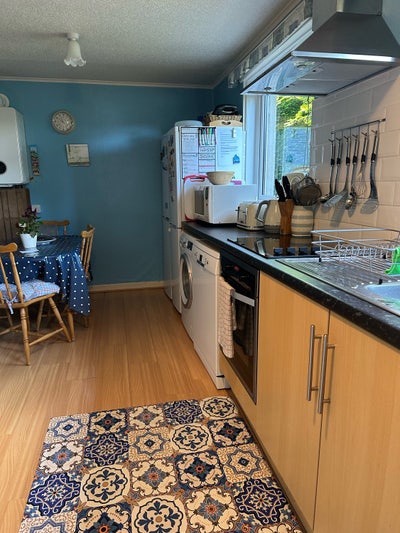 Single Room Main Photo