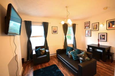 4 Double Bedroom Flat to Rent – Shepherd’s Bush, Z Main Photo