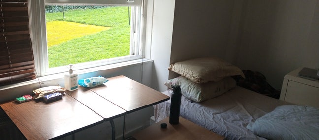 Shared room available in Highgate  Main Photo