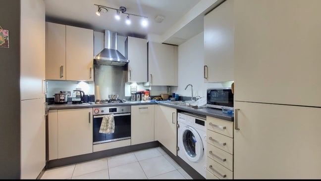 A two-bedroom apartment with an open-plan kitchen, Main Photo