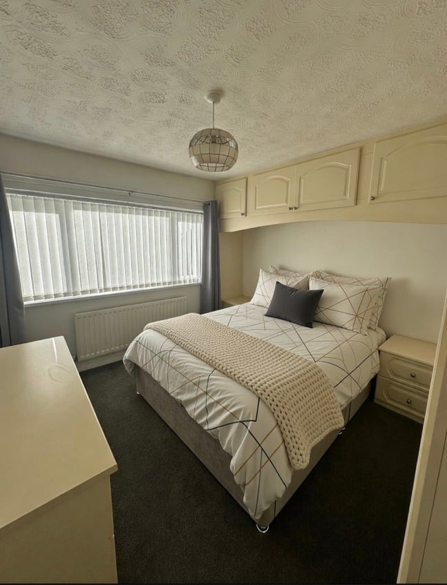 King-Size Room in Washington Village  Main Photo