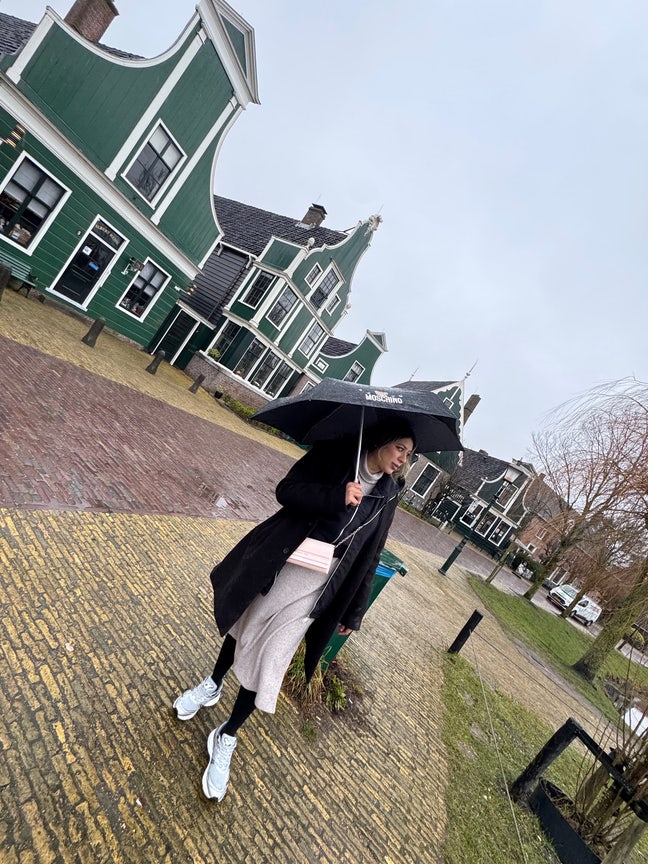 Friendly professional  Main Photo