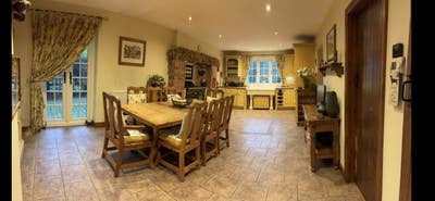 Stunning quiet country home  Main Photo