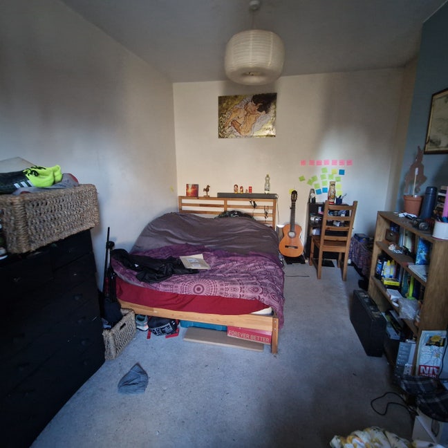 Room & shared office opp Netham Pk. Home not just  Main Photo
