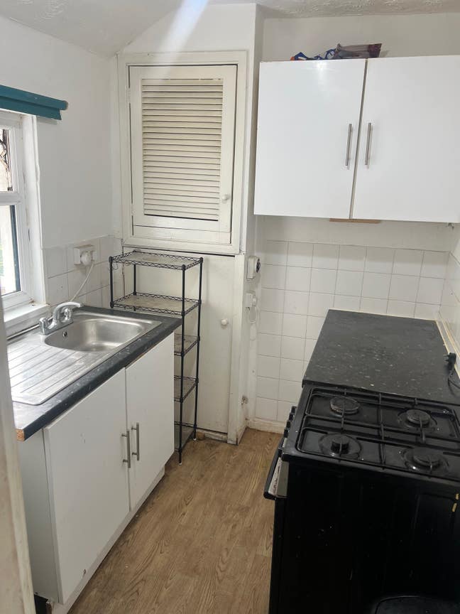3 Bed Flat in Adamsdown near city centre Main Photo