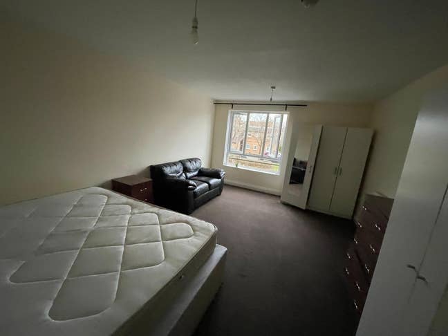 Nice Double Room in Fishermead Main Photo