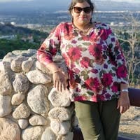  professional seeking room  - May move in  Main Photo