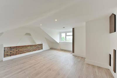 4 Bed 2 Bath flat on Haydons Road, Wimbledon, SW19 Main Photo