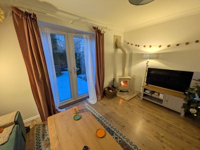 Double room to let in beautiful village location Main Photo