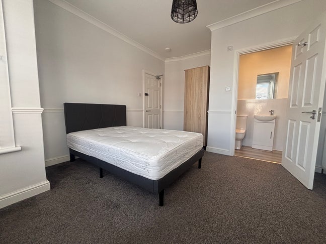 Luxury double en-suite room  Main Photo