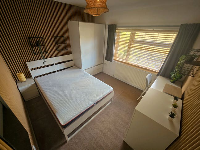 Double Room, Near Hospital, All Bills inc. Main Photo