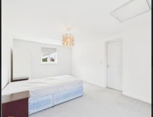 King Size Double Room Available (SL1 2QN) Main Photo