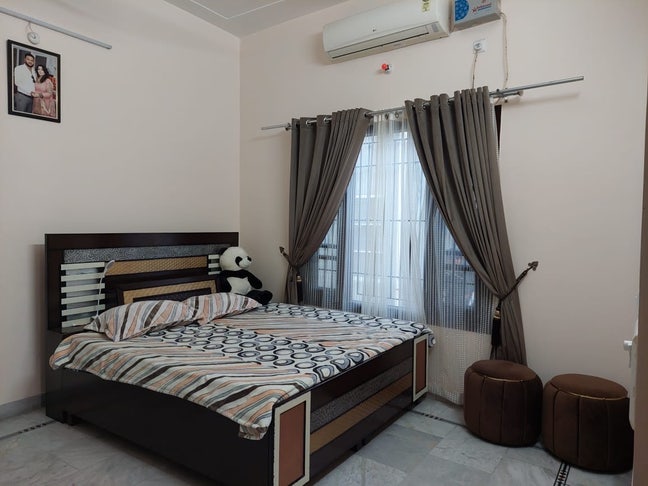 Double room in goodmayes  Main Photo