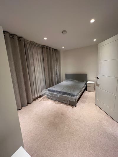 Double Room Available | Professionals | SW4 Main Photo