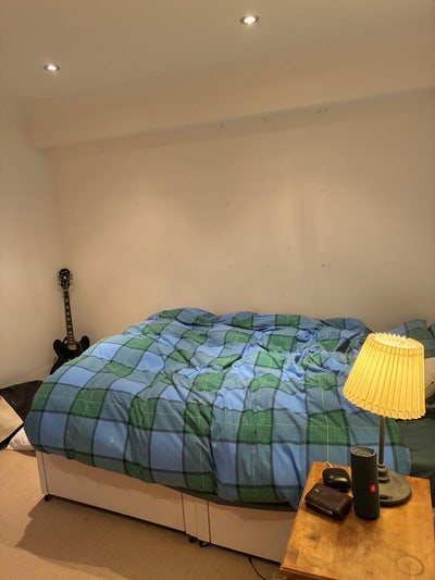 March sublet in cosy double room in Vauxhall Main Photo