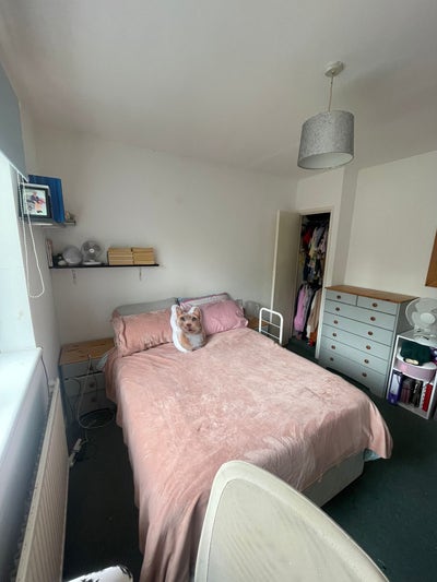 Double room in 3 bed house, near Tooting Broadway Main Photo