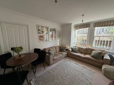 Room available in friendly flatshare Main Photo