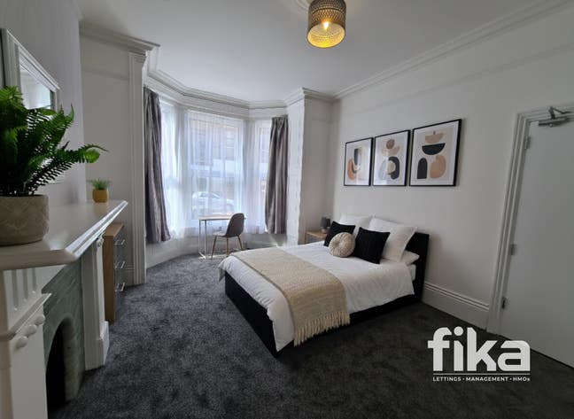 🤩 Large Double Room • No Deposit Option (14Lr) Main Photo
