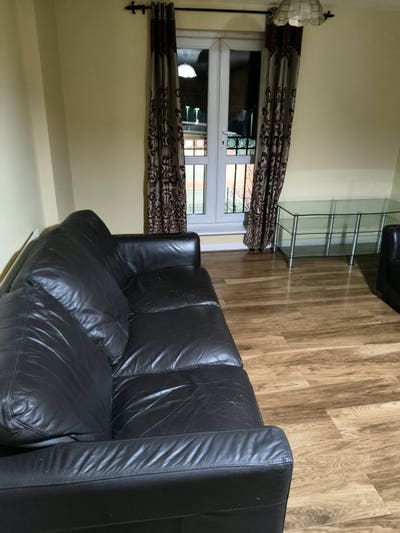 One Room in the flat available for rent  Main Photo