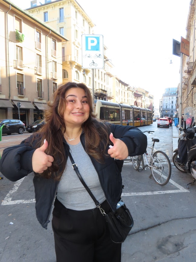 looking to join a small friendly flat! Main Photo