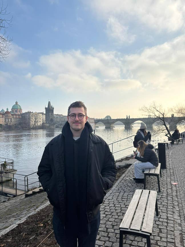 Male Seeking Furnished Double Room Main Photo