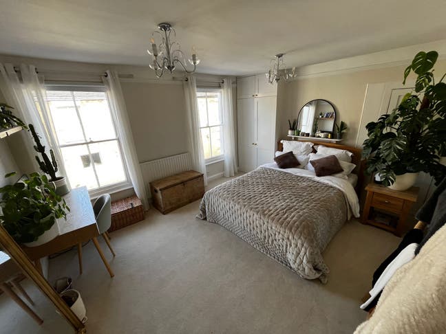 Homey house looking for housemate Main Photo