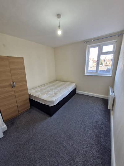 Double room in a shared house for rent  Main Photo