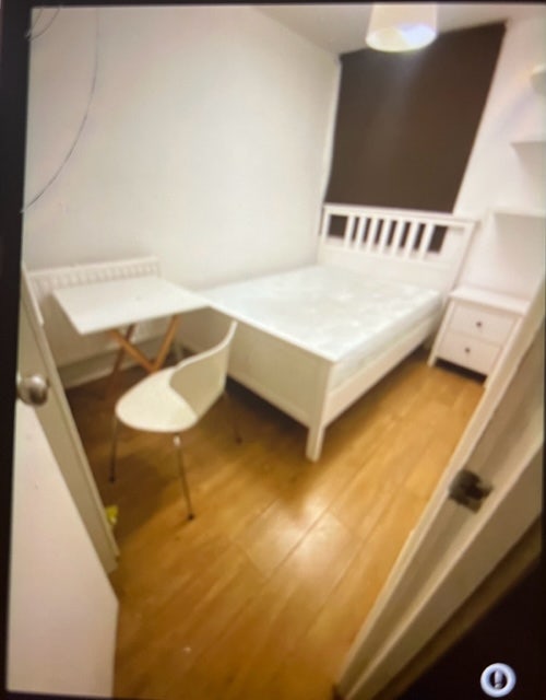 Furn Room/Lounge Balcony Brixton &pound;725 Incl Bills Main Photo