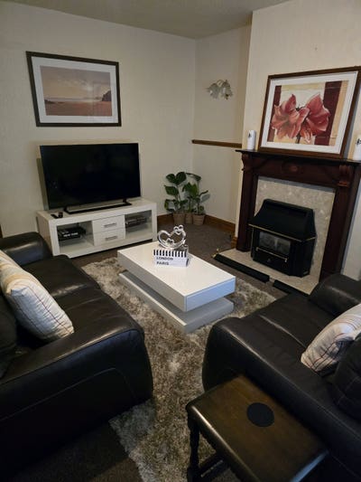 House to share with one other tenant. Clean Main Photo