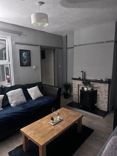 Double Room Available  Main Photo