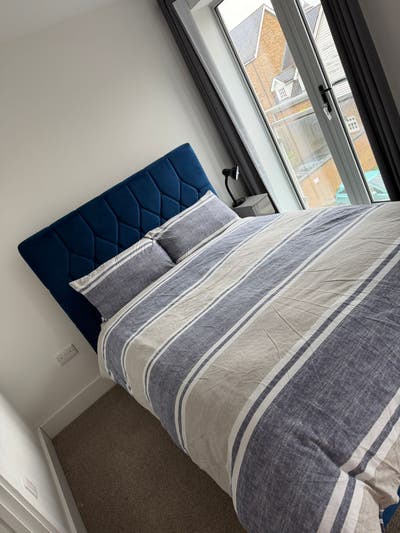 Spacious double room to let in Rochester  Main Photo