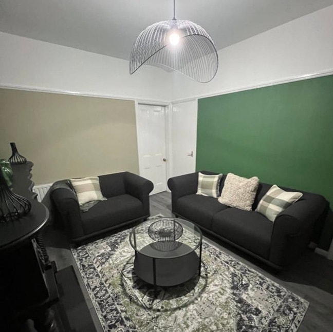 Double room to rent  Main Photo