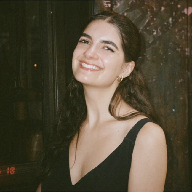 Friendly Professional Looking for Double Room Main Photo