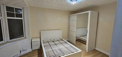 ✨ Modern Loft Ensuite|Bills Included|&pound;850(HA2)  Main Photo