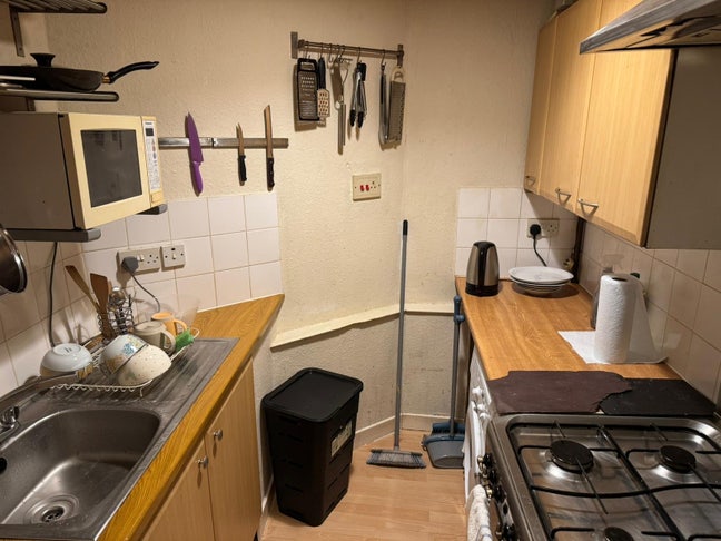 Bright, Spacious, Central double room Main Photo