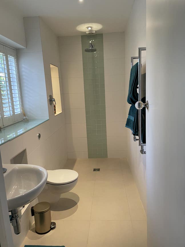 Double en suite close to Henley and Reading Main Photo