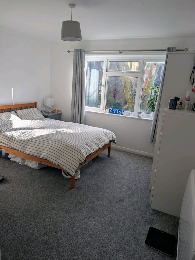 Large double room available in Hove Main Photo