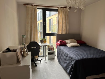 En-suite bedroom in Birmingham city centre (B5) Main Photo