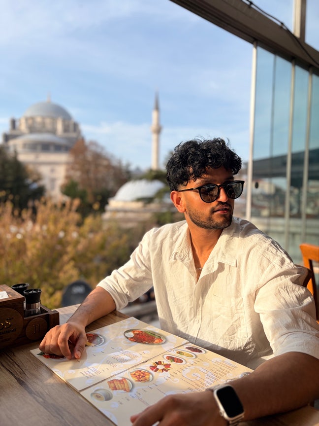 Looking for a Single/Double Room Main Photo