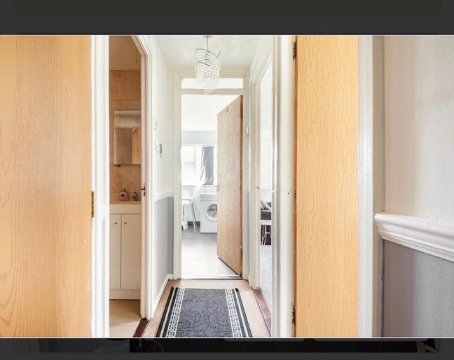 Room for rent Main Photo