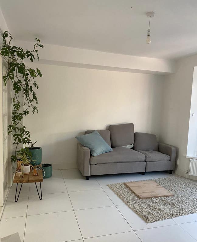 Bright Studio Flat in Quiet, Countryside-Like Area Main Photo