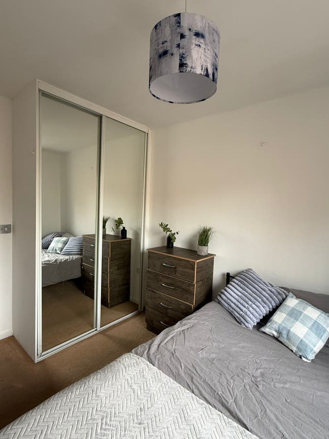 ♥️BOW *Modern double  room available now♥️♥️ Main Photo