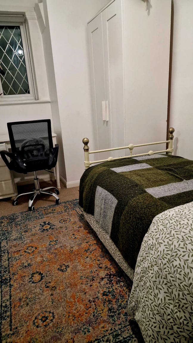 Single room in our home for one person  Main Photo