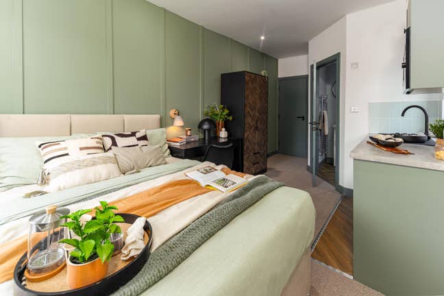 Brand New Stylish Property | Ensuites | Studios Main Photo