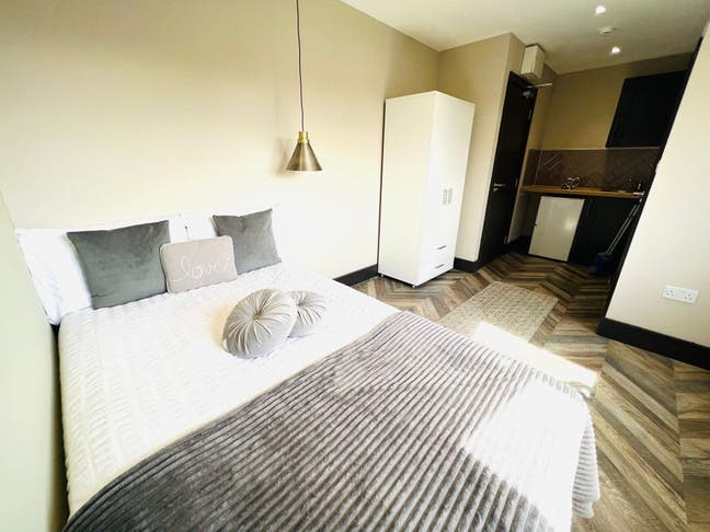 🏡 Studio Flat with Separate Kitchen/ Streatham Main Photo