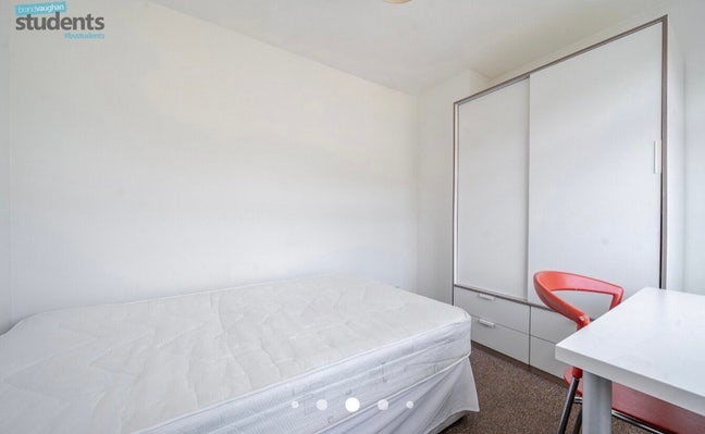 Student Room Available- April Move in  Main Photo